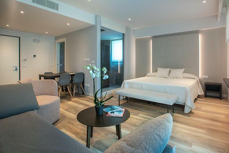 Hotel Viola Relais 2*